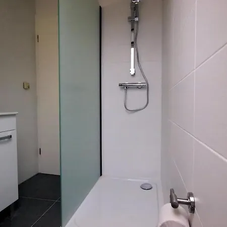 1-bedroom *